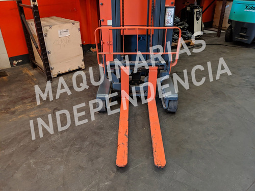 Apilador Reach Nichiyu 1000 Kg 3.5 Mts