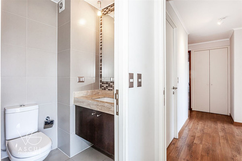 Departamento En Venta De 3 Dorm. En Lo Barnechea