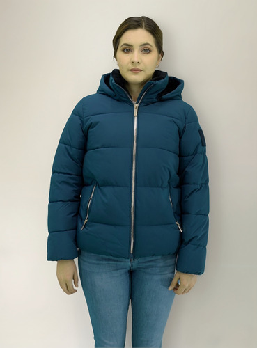 Chamarra Calvin Klein Mod. Cjbj6575 Con Gorro