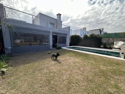Casa En Venta De Dos Dormitorios, La Estanzuela, Zona Norte, Córdoba