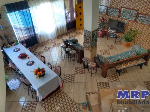 Imagem 3 de 18 de Ch 00021 - Chácara Em Ubatuba, Localizada Em Bairro Residencial, Com Piscina - Ch00021 - 70447141