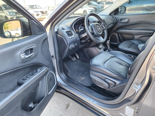 Imagen 10 de 12 de Jeep Compass Longitud 4x4 A/t 2017 Sarthou