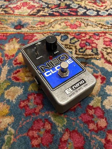 Pedal Electro Harmonix Nano Neo Clone Chorus - Usado