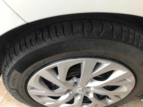 Imagen 5 de 7 de Toyota Corolla 2017 1.8 Xli