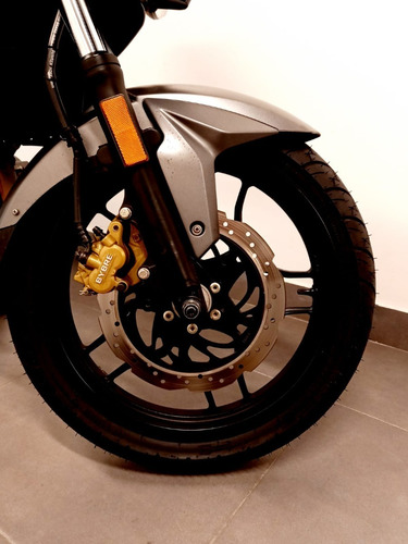 Bajaj Rouser Ns 200