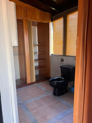 Alquiler De Habitación A Mujer