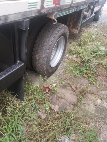 Iveco Daily 70c17 Caminhao Cabine Dupla Com Carroceria