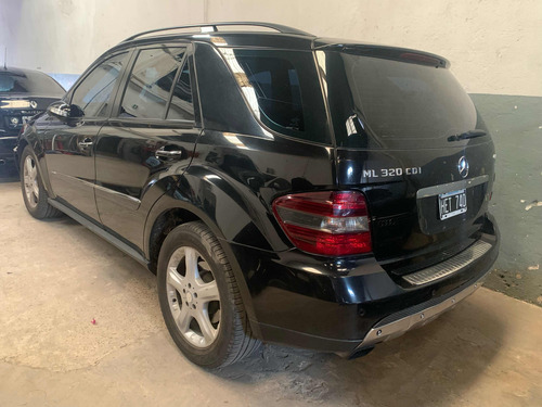 M.benz Ml 320 Cdi Sport 2008 En Marcha Andando