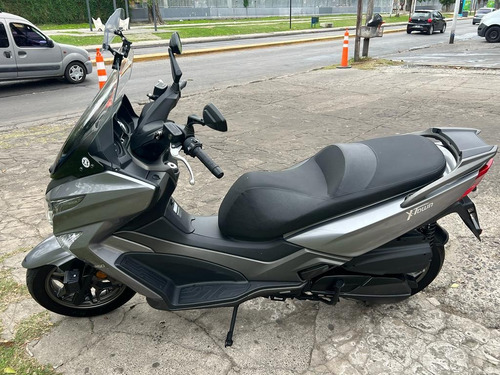 Imagen 5 de 6 de Kymco X-town 250i