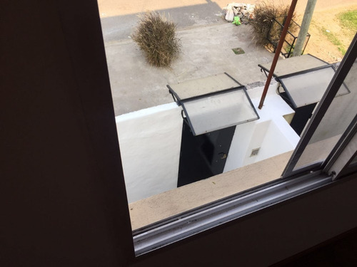 Imagen 5 de 12 de Dúplex En Dos Plantas En General Pacheco