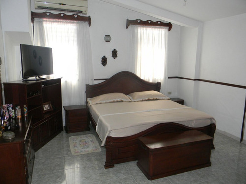 Imagen 6 de 30 de Casa En Venta En Colinas De Santa Rosa Este De Barquisimeto Lara 0.4.2.4.5.9.3.7.5.4.2/ Rent-a-house Centro Occidente Mls Código: 22-6291