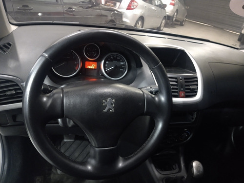Peugeot 207 2009 1.4 Xr Flex 5p