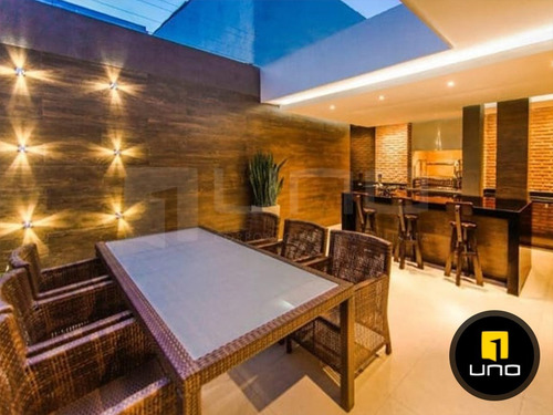 Imagen 12 de 18 de Hermosa Y Céntrica Casa Con 4 Suites En Alquiler