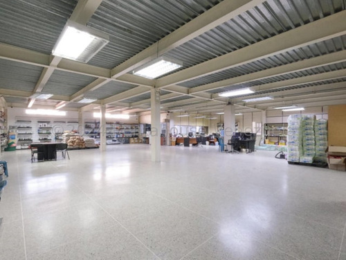 Milagros Inmuebles Edificio Venta Barquisimeto Lara Zona Centro Economica Residencial Economico Comercial Código Inmobiliaria Rent-a-house 24-21728
