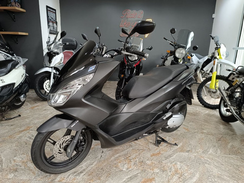 Honda Pcx 150. 2018. Motos Usadas Seleccionadas. Oportunidad