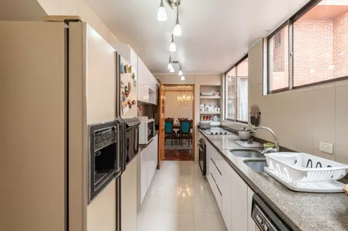 Apartamento En Arriendo En Club Los Lagartos. Cod A19936