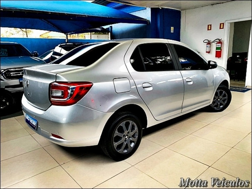 Imagem 2 de 9 de Renault Logan 1.6 Expression 16v