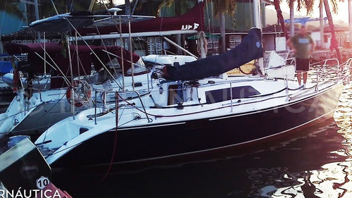Imagem 3 de 5 de Veleiro Fast 31 1988 Carabelli Bb Beneteau Delta