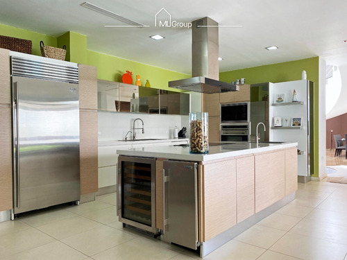 Imagen 4 de 21 de M&l Group, Vende Moderna Y Amplia Casa En Villa Antillana
