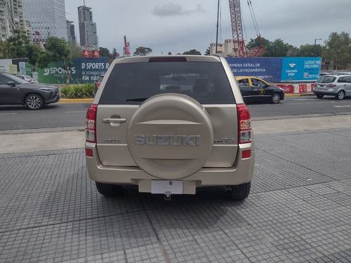 Imagen 3 de 16 de Suzuki Grand Vitara J3