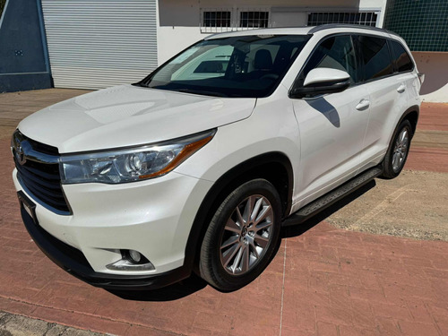 Toyota Highlander 3.5 Limited Panoramic Roof At