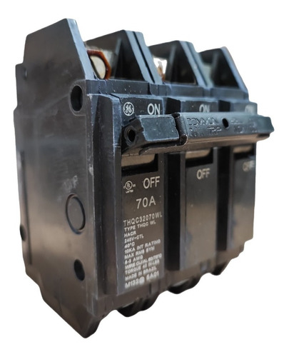 Breaker Tqc 3 Polos 70a General Electric Superficial