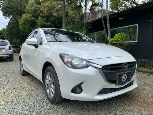 Mazda 2 Touring At 2016