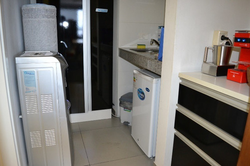 Oficina En Venta - Monoambiente En Ciudad Vieja