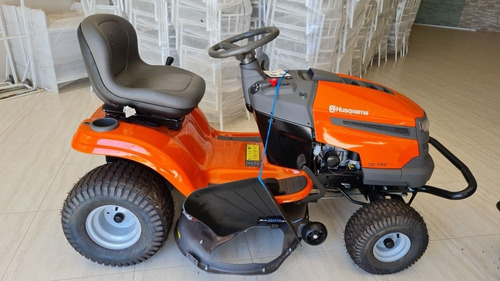 Imagem 1 de 9 de Husqvarna