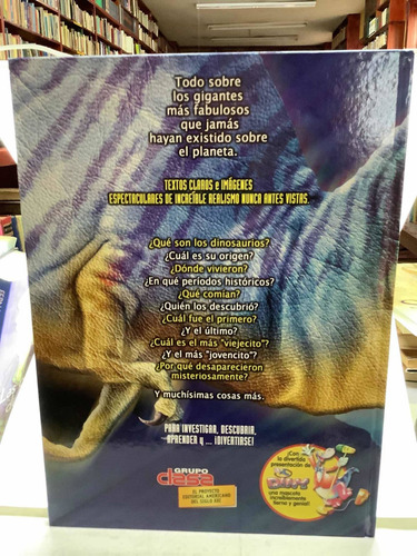 Imagen 2 de 6 de Dinosaurios - Ilustraciones Realistas - Gran Formato - Libro