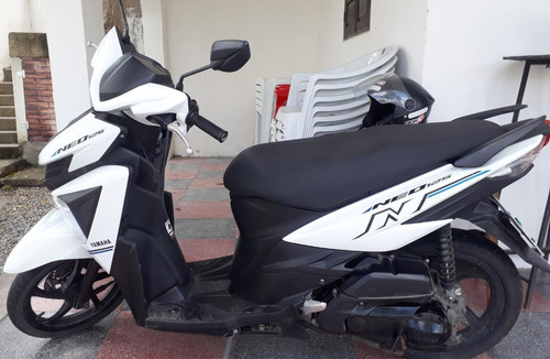 Yamaha Neón