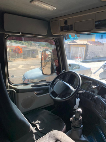 Imagem 9 de 15 de Volvo Fh12 440 6x2 Ano 2007 Branco Todo Revisado