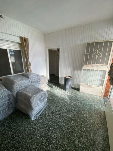 Ph En Venta De 3 Ambientes En Villa De Mayo