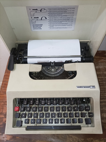 Máquina De Escribir Underwood 71 (Usado)