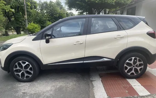 Renault Captur 2.0 Bose Automática