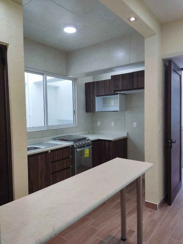 Departamento En Venta En Calle Plan De San Luis #· 46 Colonia San Lorenzo La Cebada En Xochimilco. Cerca Glorieta Vaqueritos, Prolongación División Del Norte, Tec De Monterrey. Fl19-za