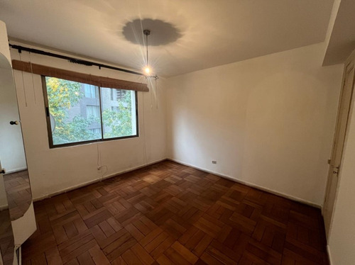 Amplio Depto En Ñuñoa: 3 Habitaciones, 2 Baños
