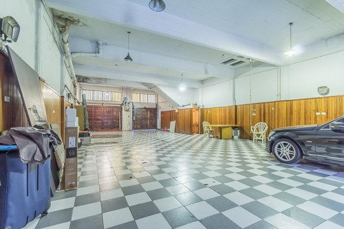 Venta - Oportunidad - Casa 4 Ambientes - Garage - Pileta