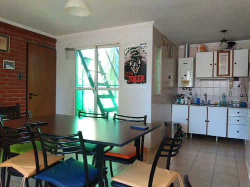 Imagen 5 de 12 de Casa Pasillo Abasto 1 Dormitorio En Venta