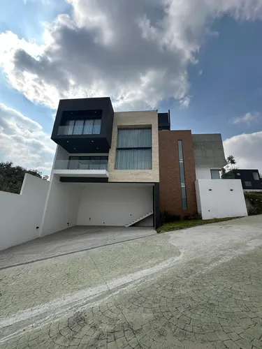 Casa En Venta En Lomas De Bellavista