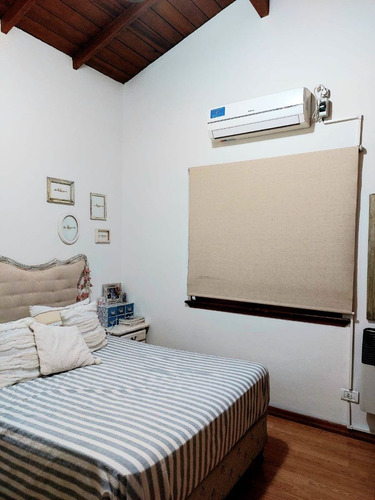 Imagen 12 de 24 de Venta Chalet Barrio Aeronautico-ituzaingo Norte-parque Con Pileta.
