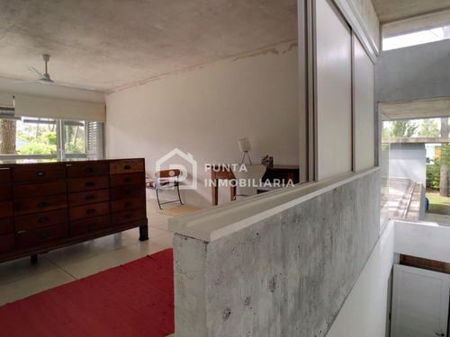 Imagen 14 de 30 de Venta Casa 4 Dormitorios Con Piscina En Parada 7, Playa Mansa +alquiler Temporal - Punta Del Este Mansa
