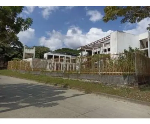 Se Vende Terreno Con Construcción Inconclusa, Sincelejo, Sucre