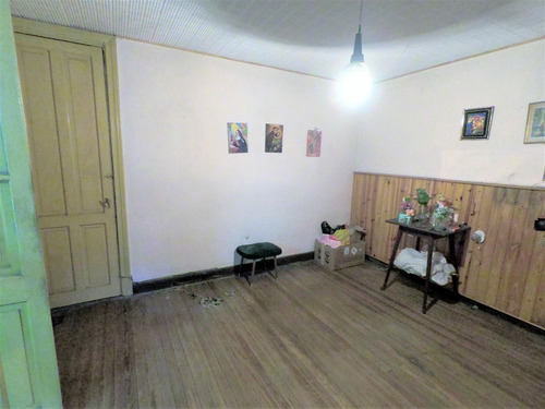 Casa 4 Ambientes. En Lote Propio Para Construir O Refaccionar