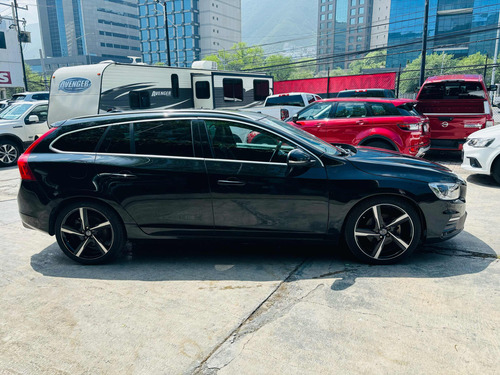 Volvo V60 2016 R Design T4