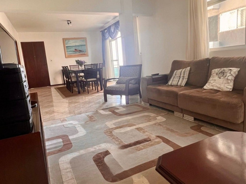 Apartamento Em Balneário Camboriú - Frente Para O Mar Na Barra Sul