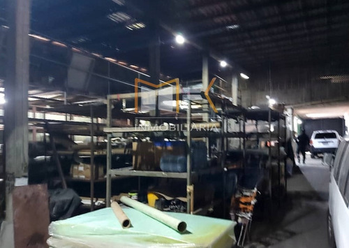 En Venta Galpón Gato Negro Catia Caracas