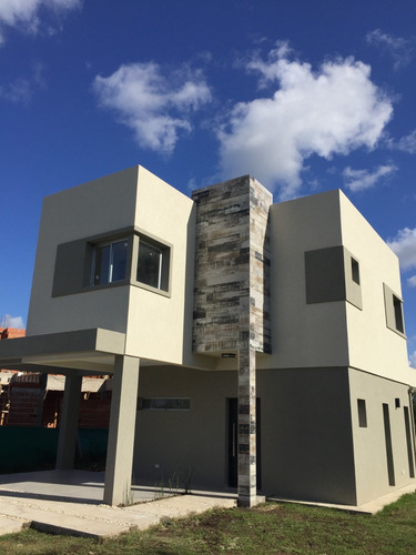 Casa En Barrio La Reserva De Hudson