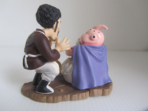Dragon Ball Mr Satan Dando De Comer A Majin Bu Con Mascota