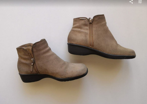 Botas Nobuk Lady Stork, Beige, Nro 36. Taco 3 Cm, 2 Cierres